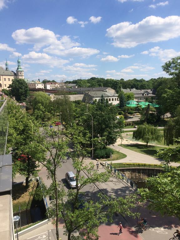 Apartament Na Solnej Z Widokiem Kielce Bagian luar foto